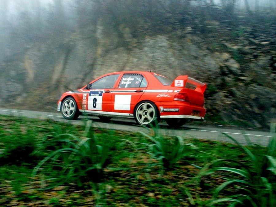  Mitsubishi Lancer Evolution VII WRC 2001 года  (фото 30 из 38)